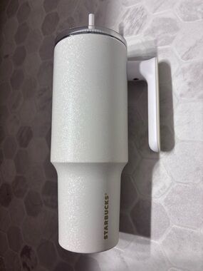 Starbucks White Glitter Travel Tumbler with spill proof lid